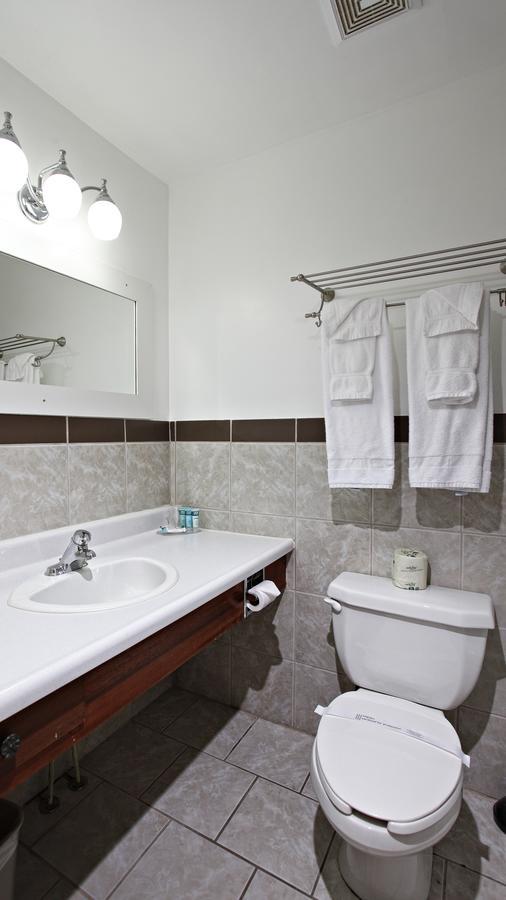 Sportsman'S Inn Resort & Marina Killarney Kültér fotó
